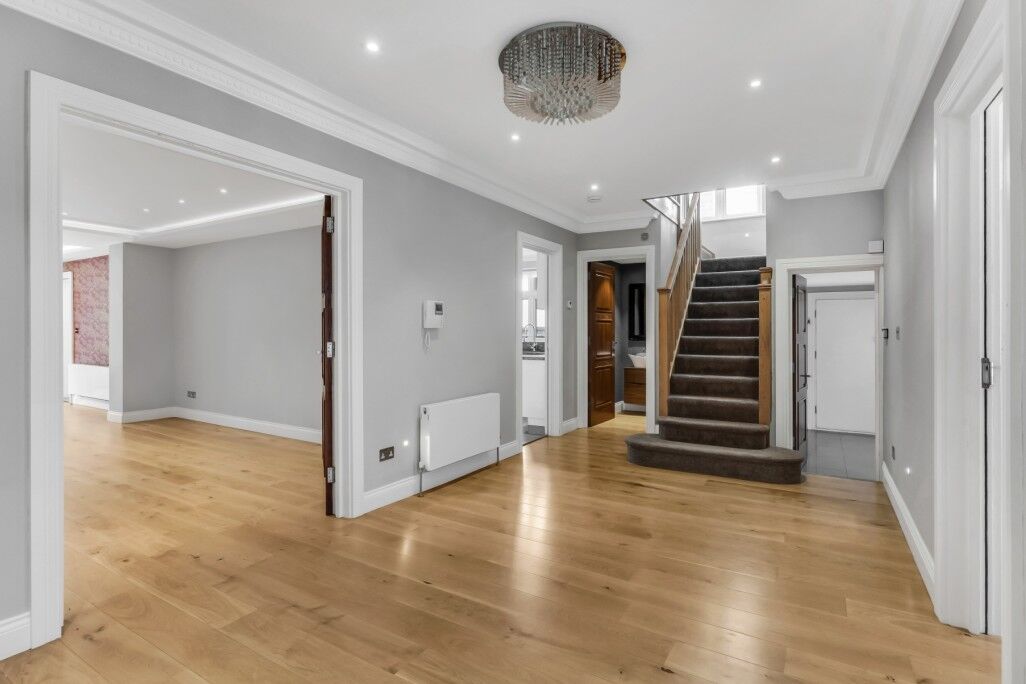 House Armitage Road in Greater London