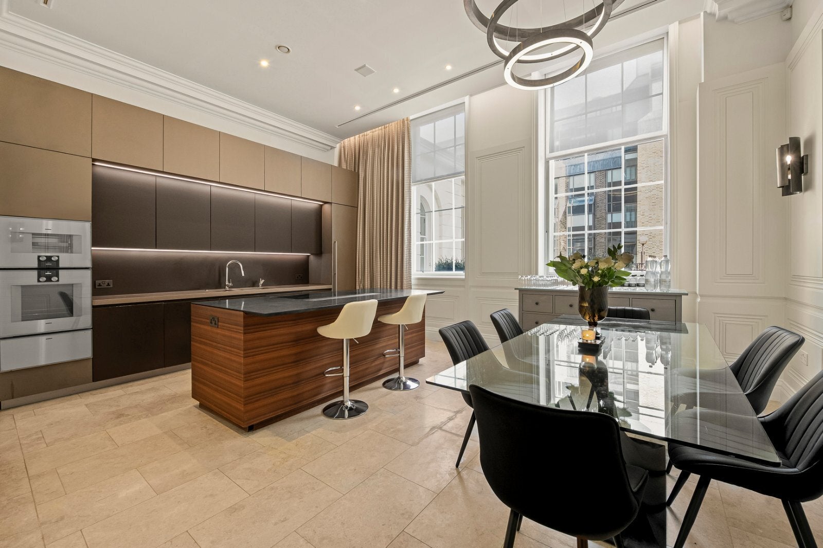 Flat Connaught Place in City of Westminster