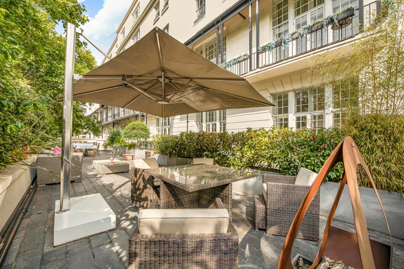 Flat Connaught Place in City of Westminster