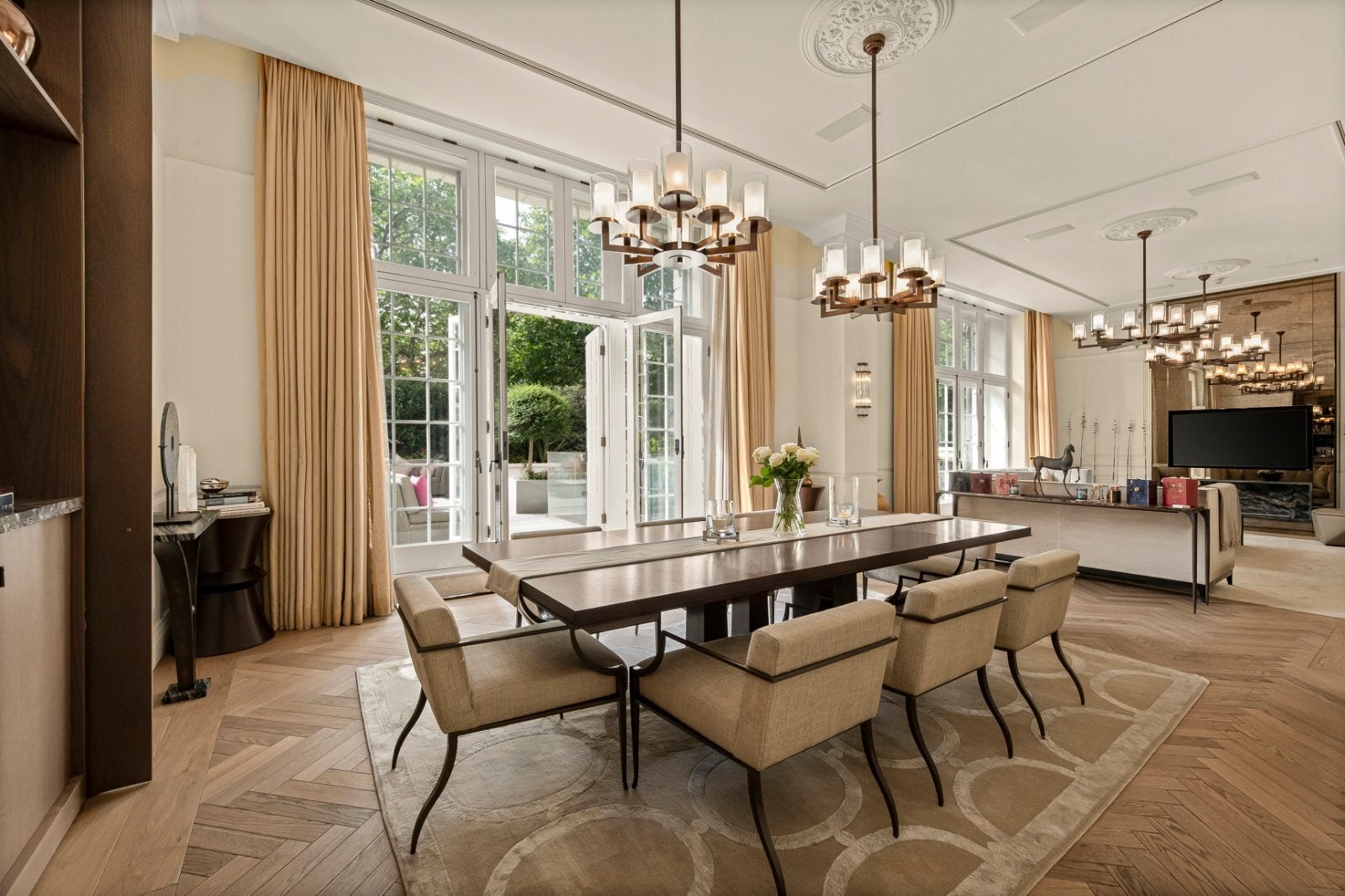 Flat Connaught Place in City of Westminster