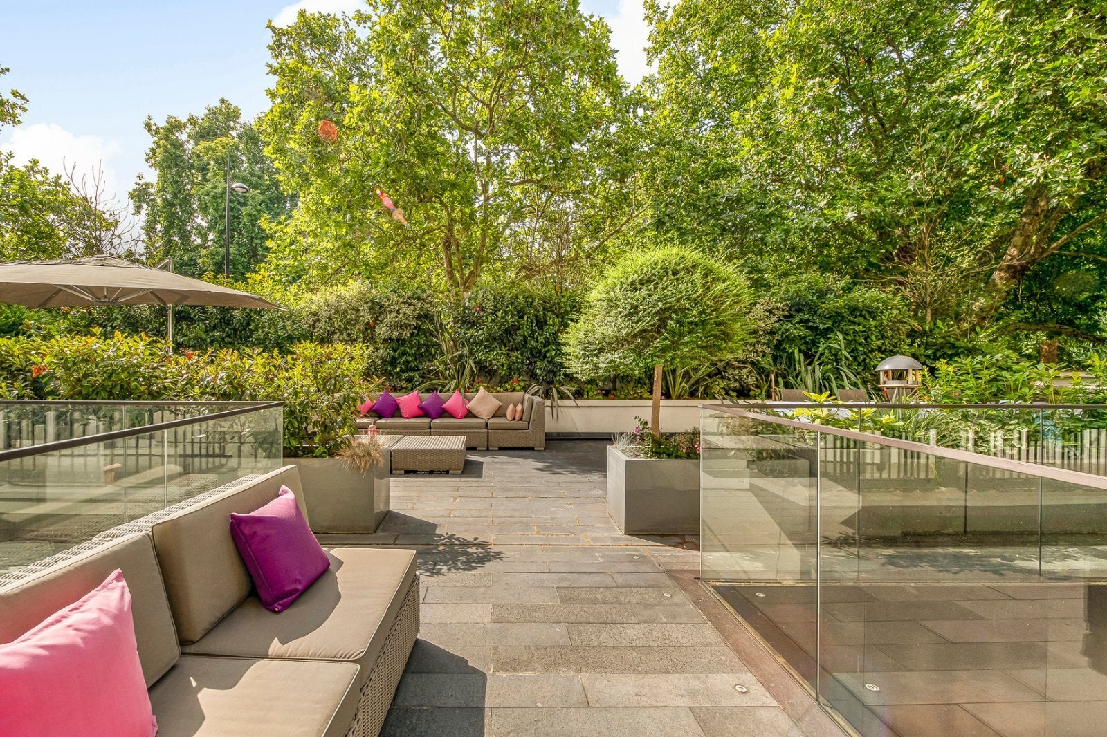 Flat Connaught Place in City of Westminster