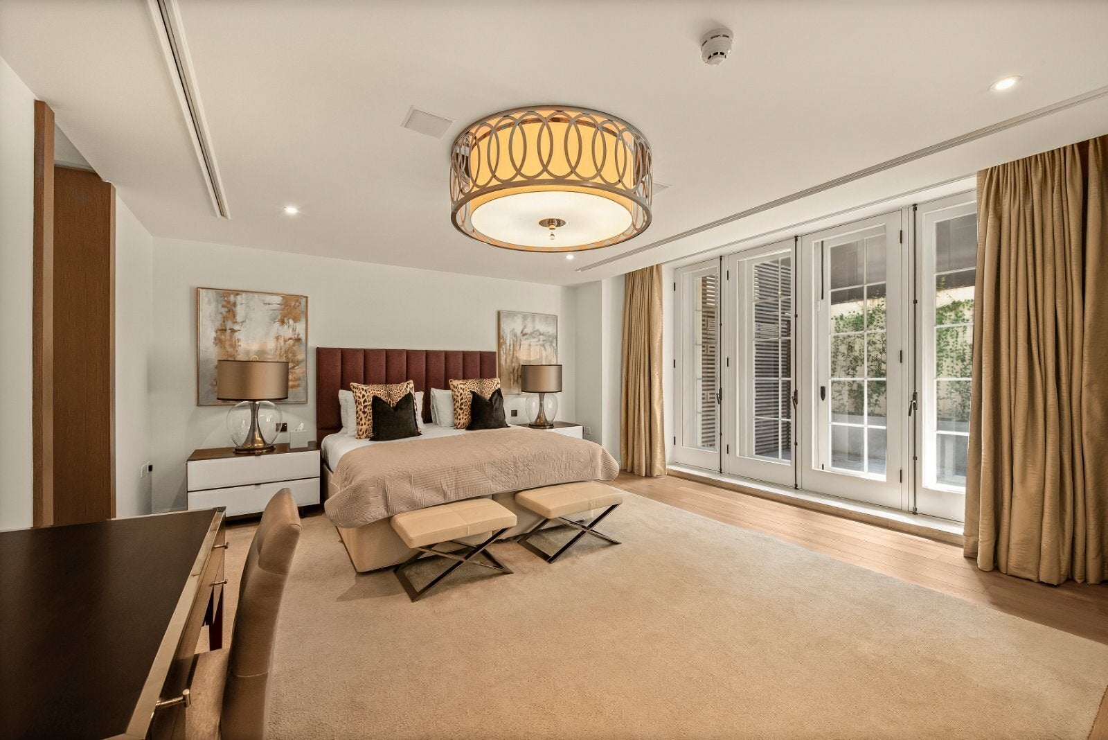 Flat Connaught Place in City of Westminster