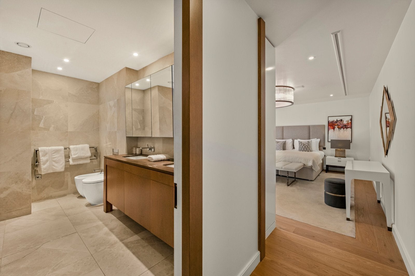 Flat Connaught Place in City of Westminster