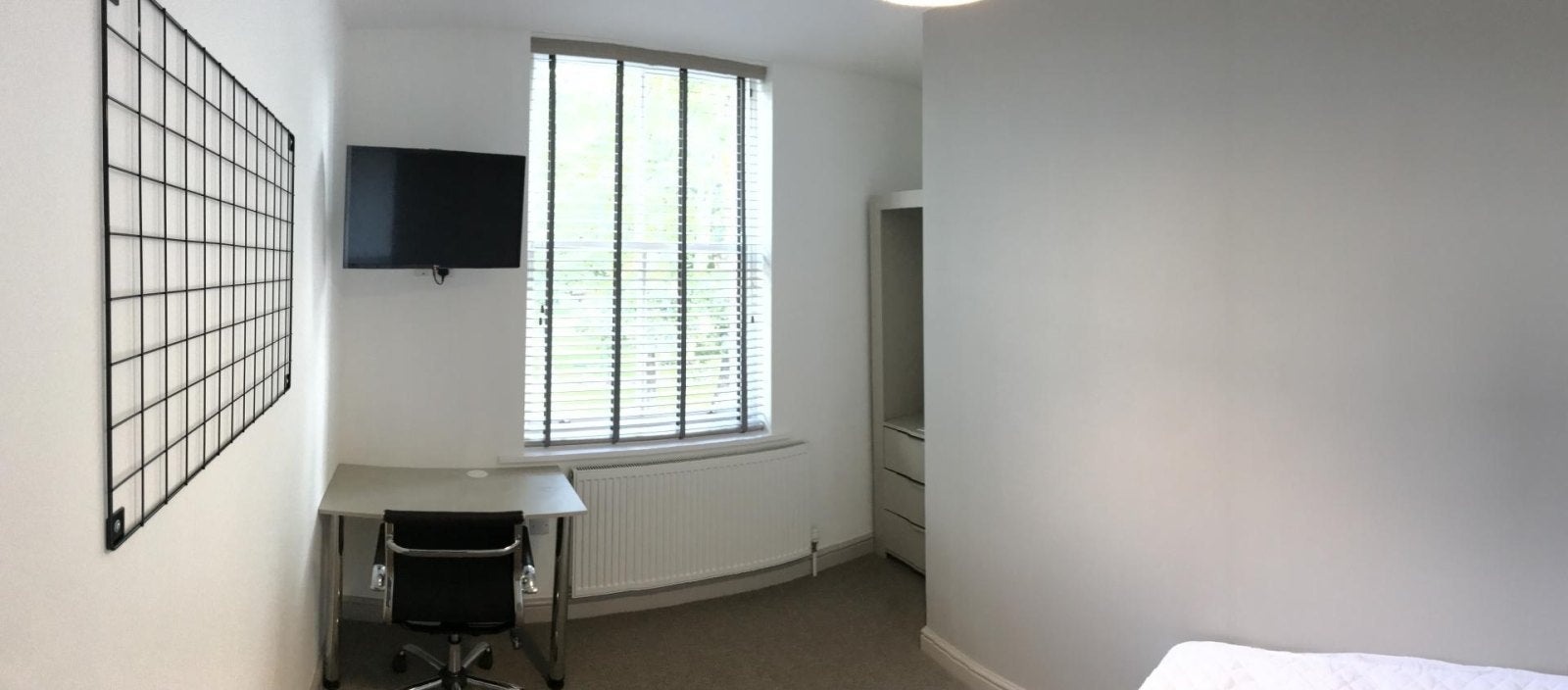 Room Rectory Place in Charnwood