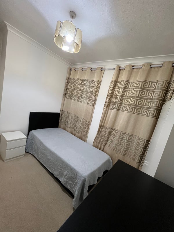 Room White Hart Lane in Greater London