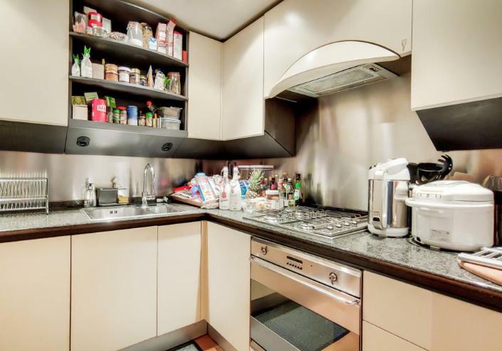 Flat Westferry Circus in Greater London