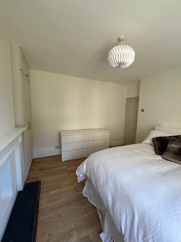 Room Garnet Street in Greater London