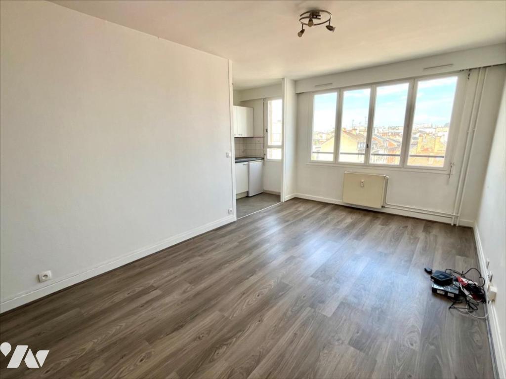 Flat Boulevard du Général Leclerc in Reims