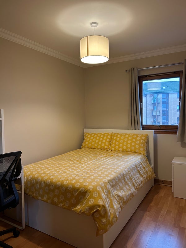 Room Kelvinhaugh Street in Glasgow
