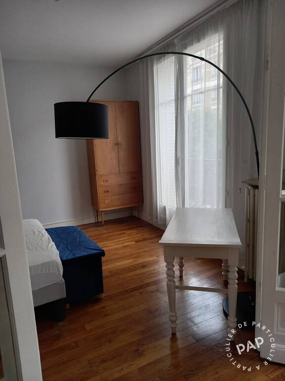 Flat Place du Général Kœnig in Paris