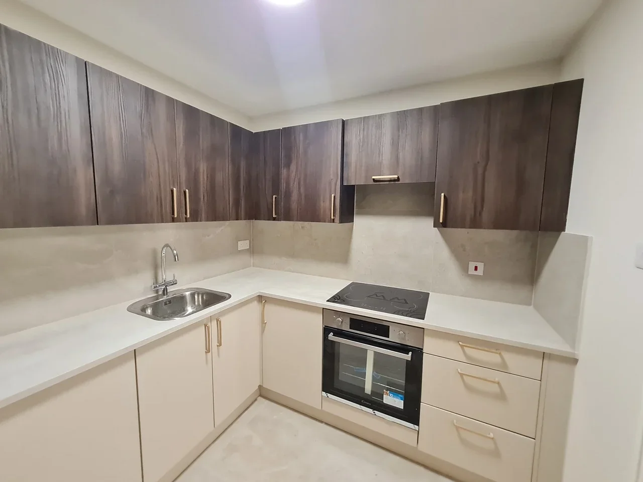 Flat Haydon Close in Greater London