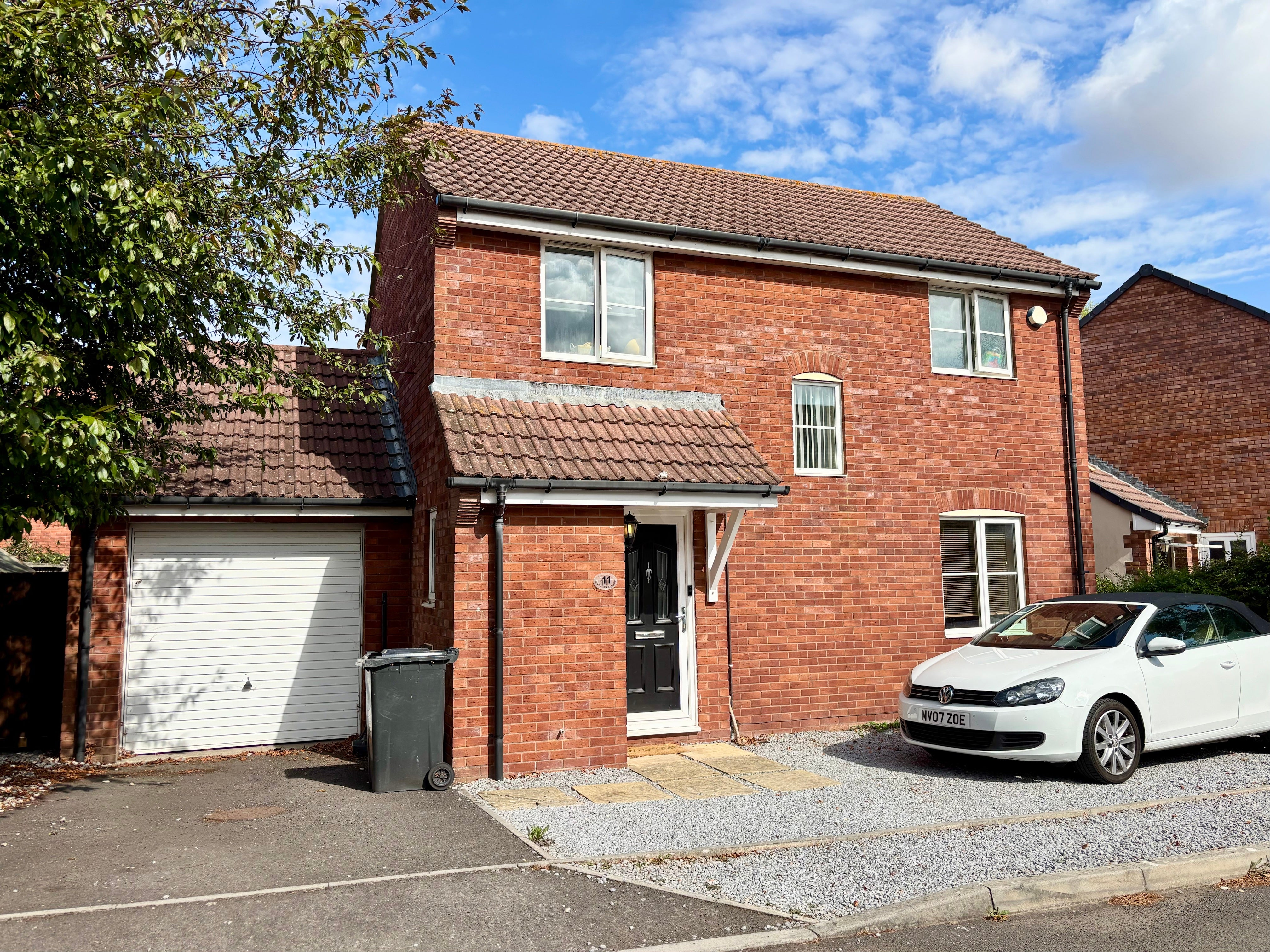 House Meadow Close in Bridgwater