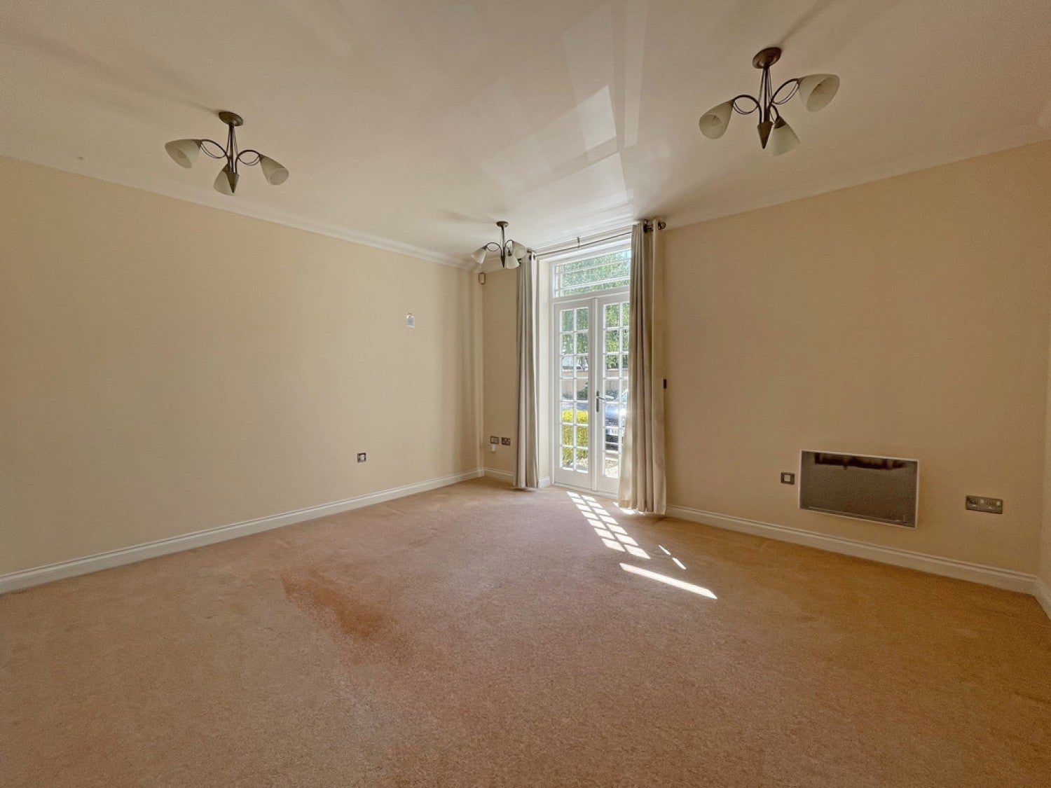 Flat John Cullis Gardens in Royal Leamington Spa