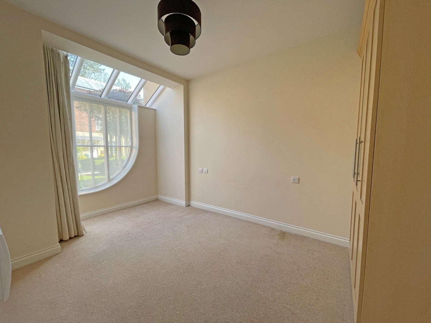 Flat John Cullis Gardens in Royal Leamington Spa