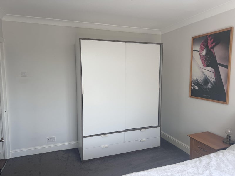 Room Packmores Road in Greater London
