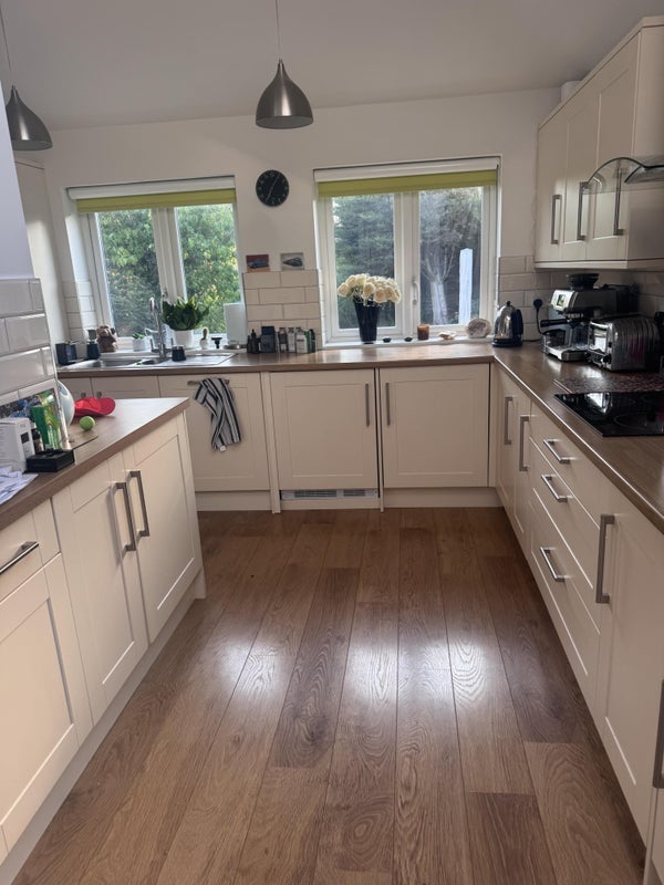 Room Packmores Road in Greater London