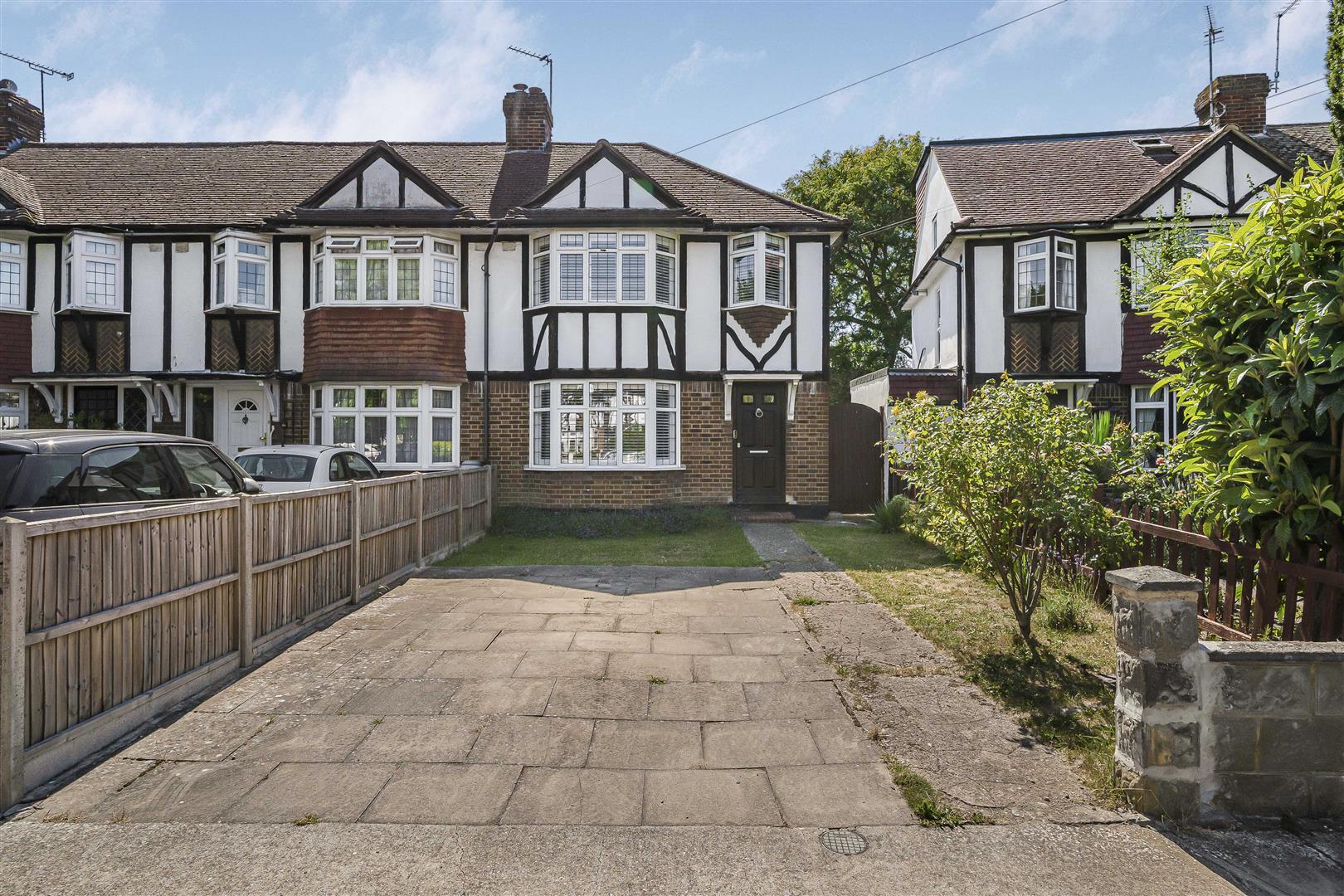 House Wolsey Drive in Greater London