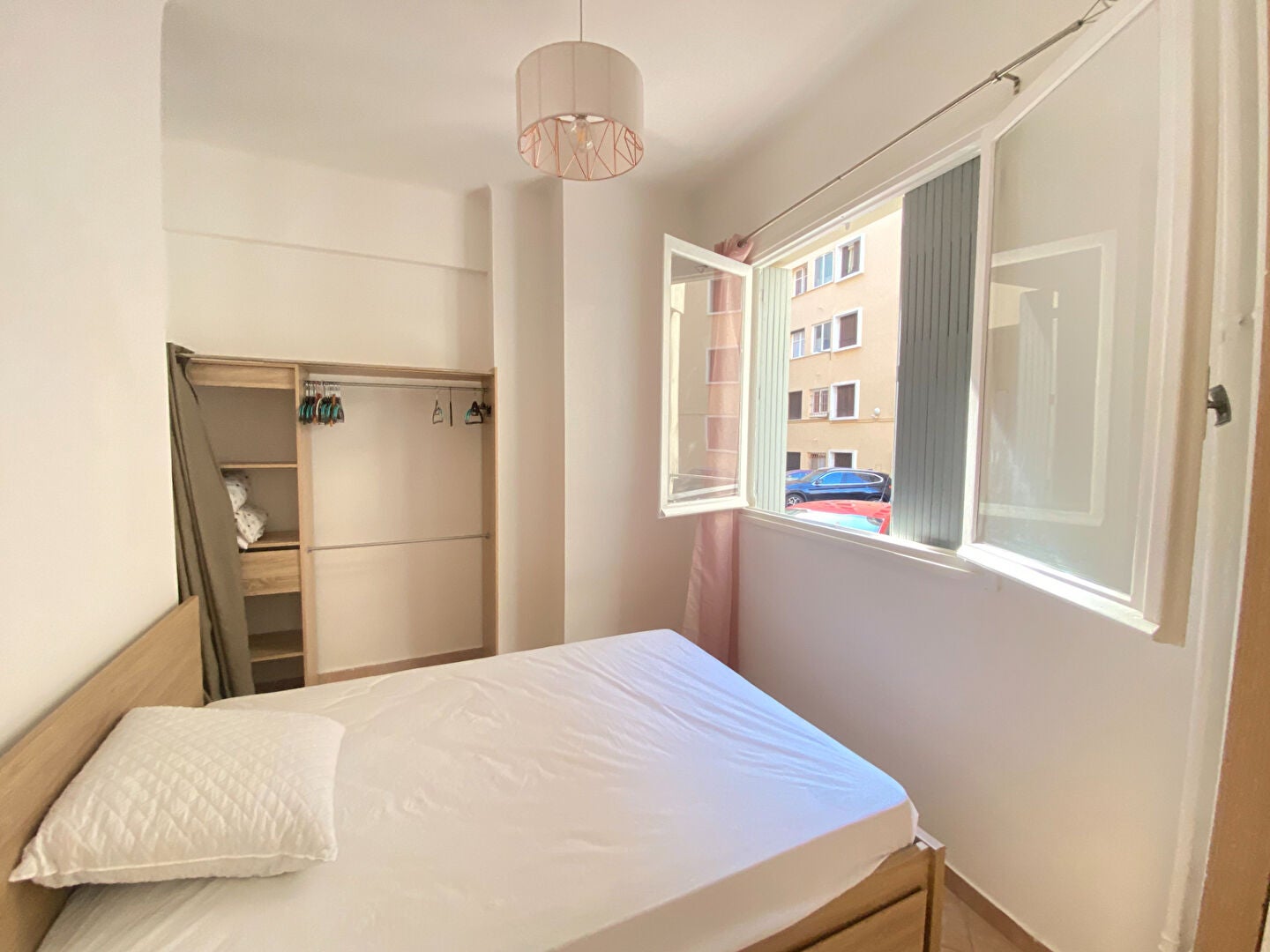 Flat Rue Pierre Vogade in Nice