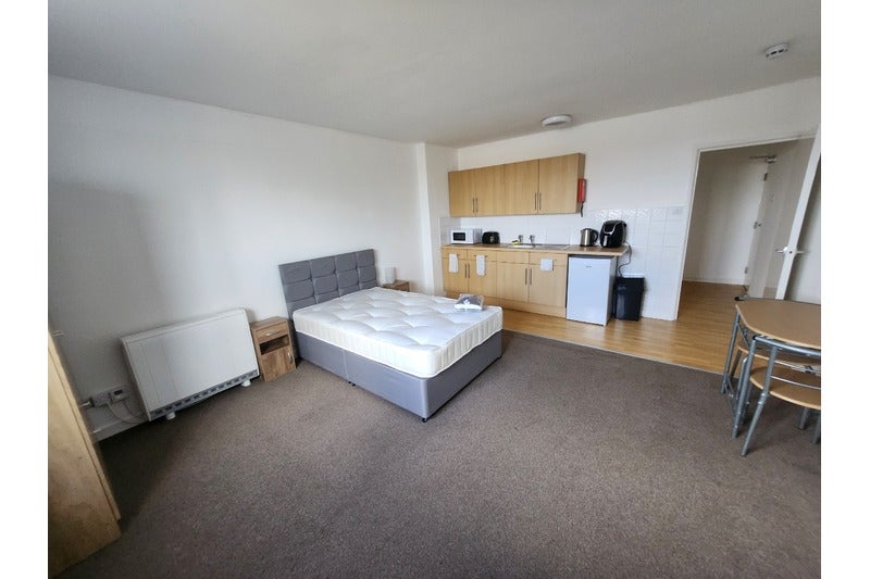 Flat Esplanade in Burnham-on-Sea