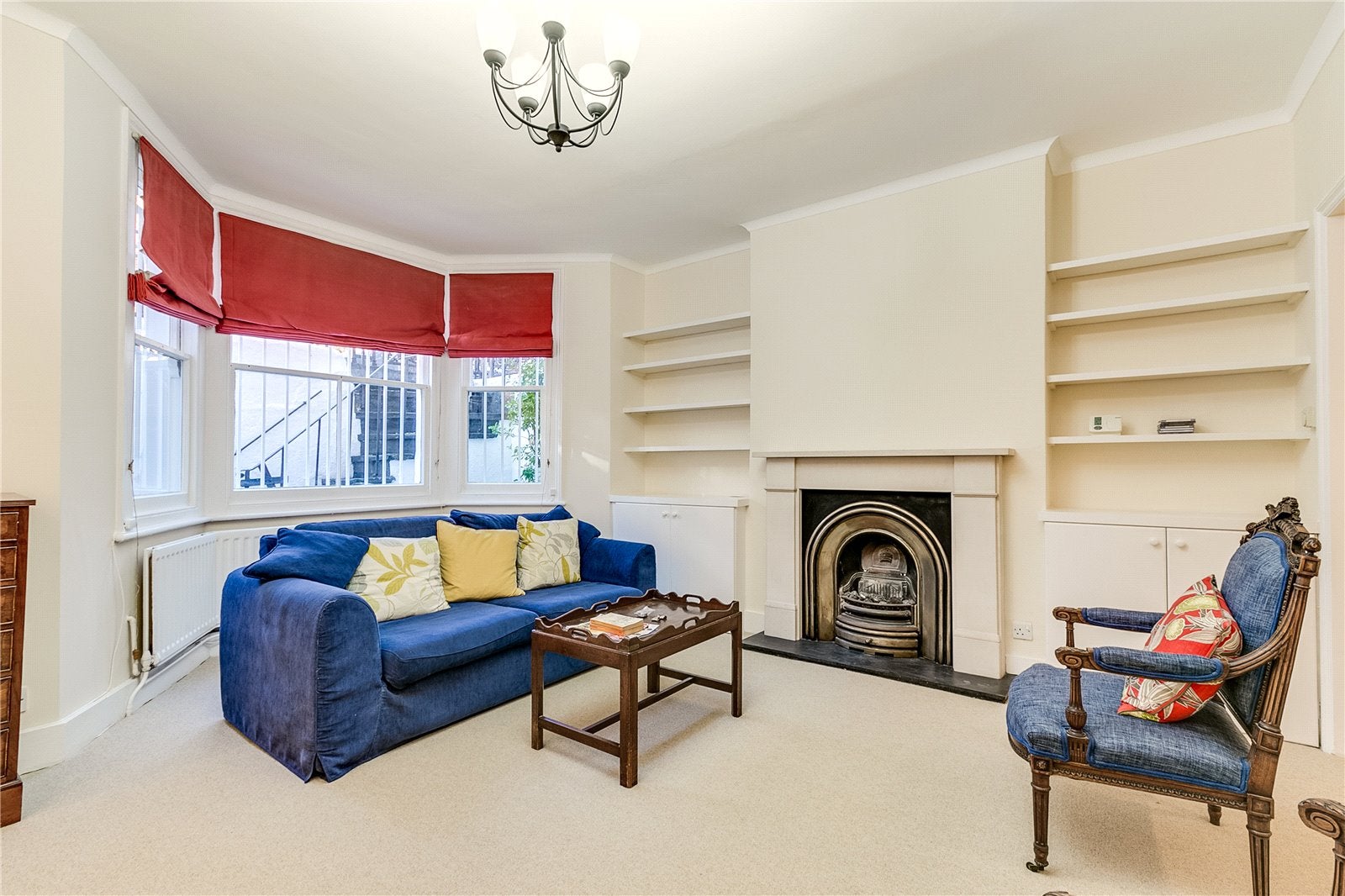 House Aynhoe Road in Greater London