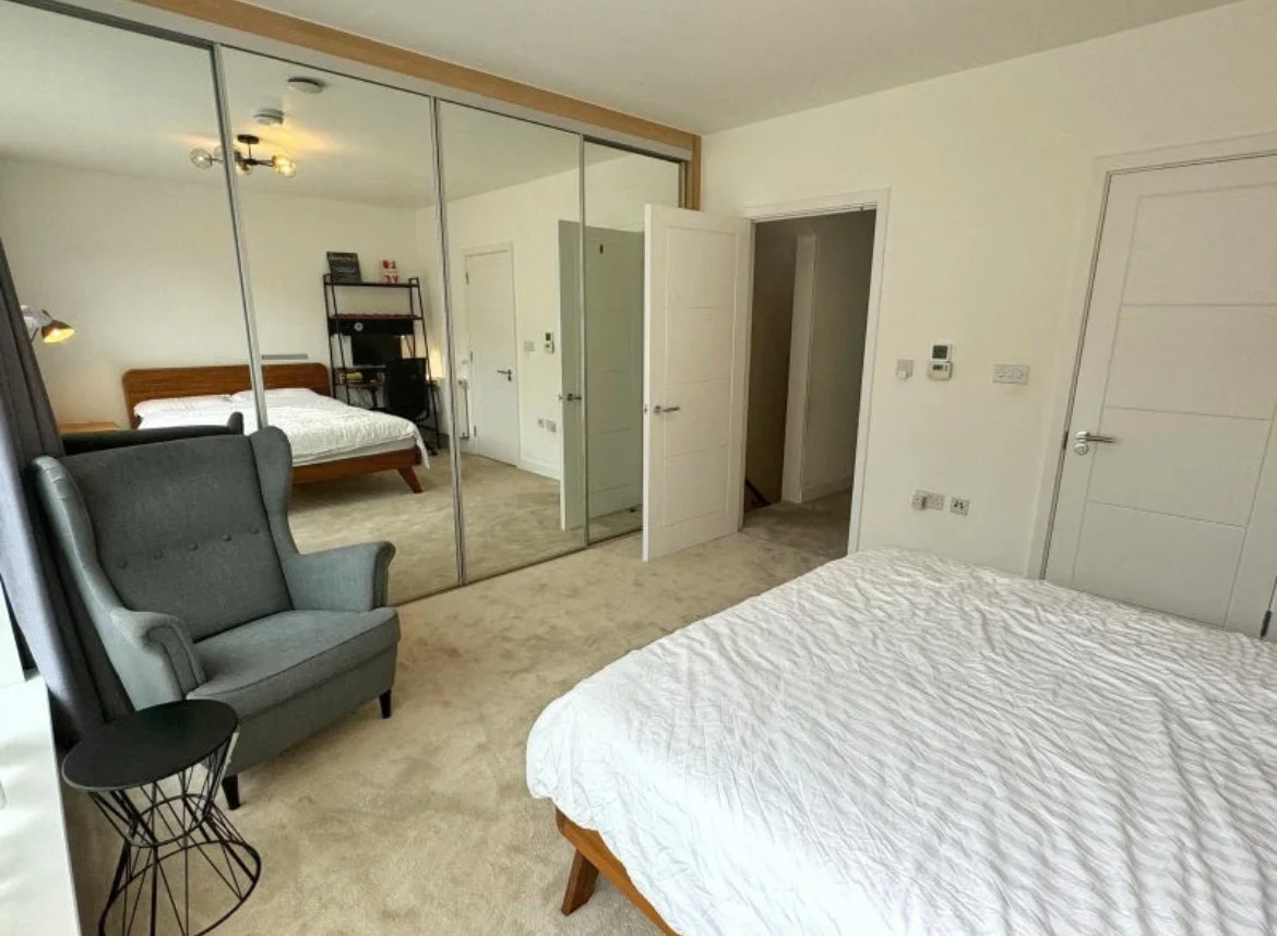 Room Rennie Street in Greater London