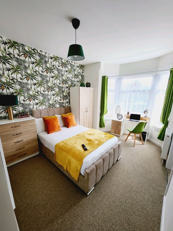 Room Claremont Road in Rugby