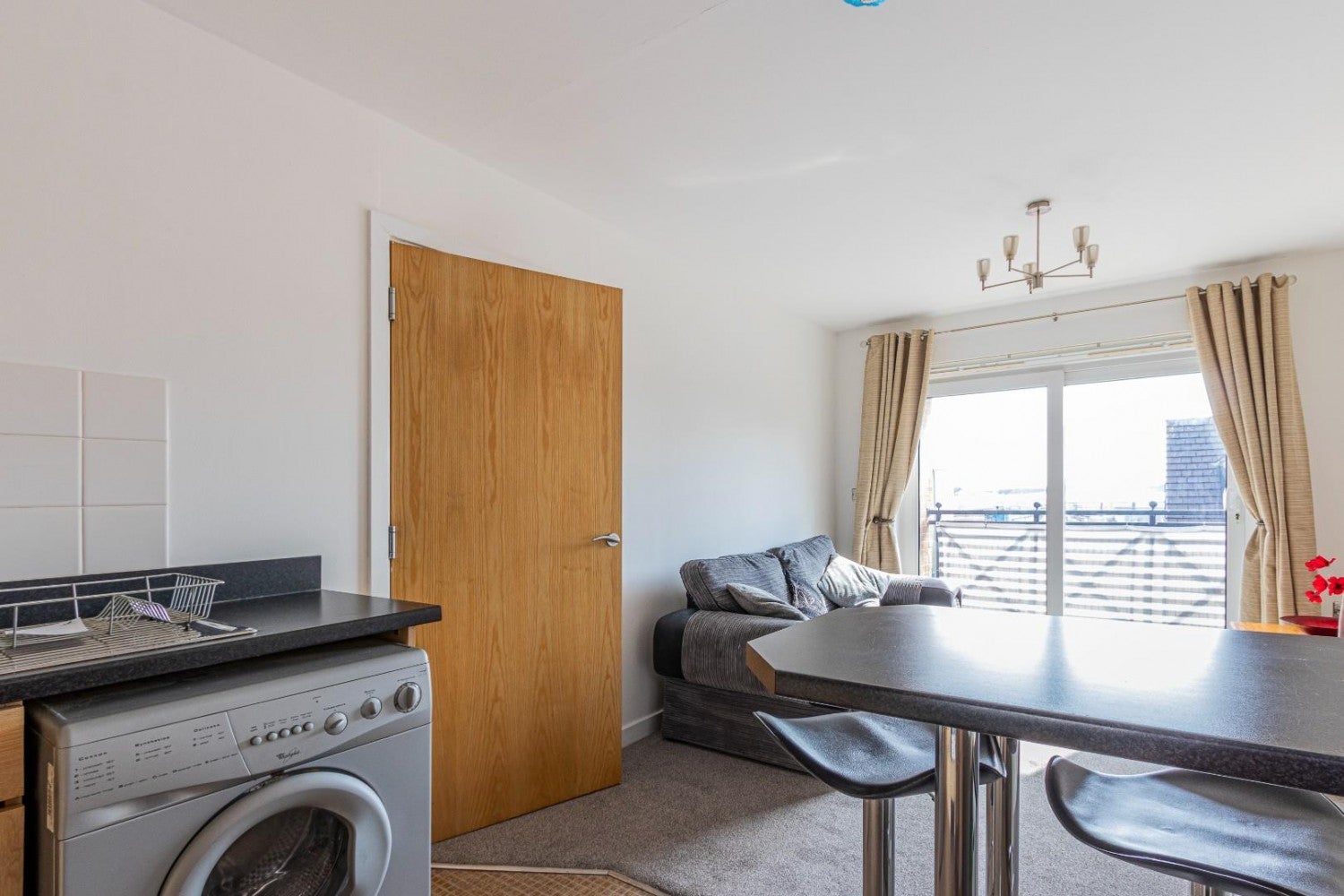 Flat Ffordd Mograig in Cardiff