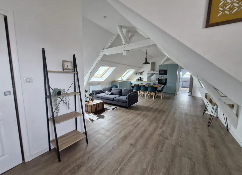 Flat Rue du Champ-de-Mars in Reims