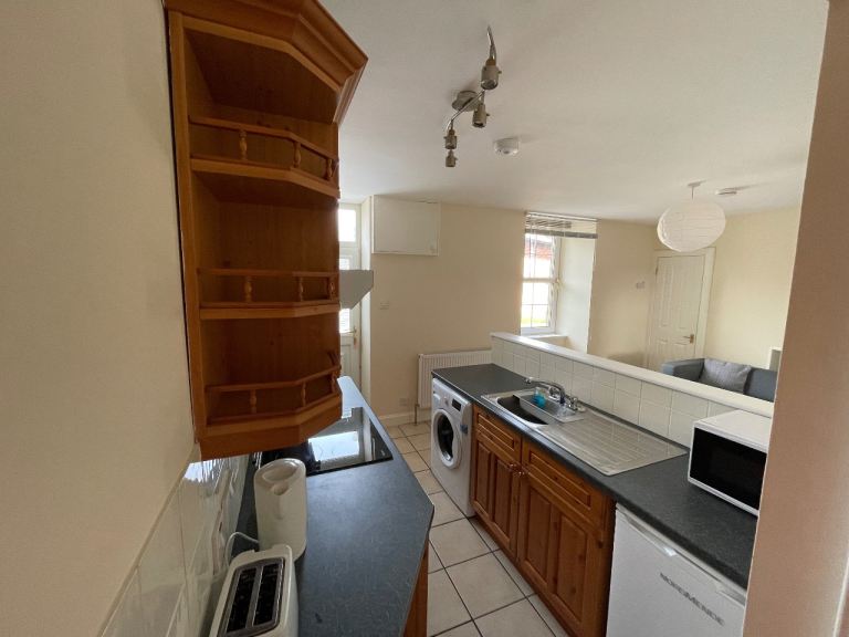 Flat Abbey Road in Auchterarder