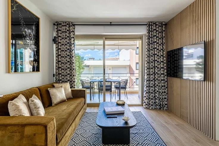 Appartement Rue Latour-Maubourg à Cannes