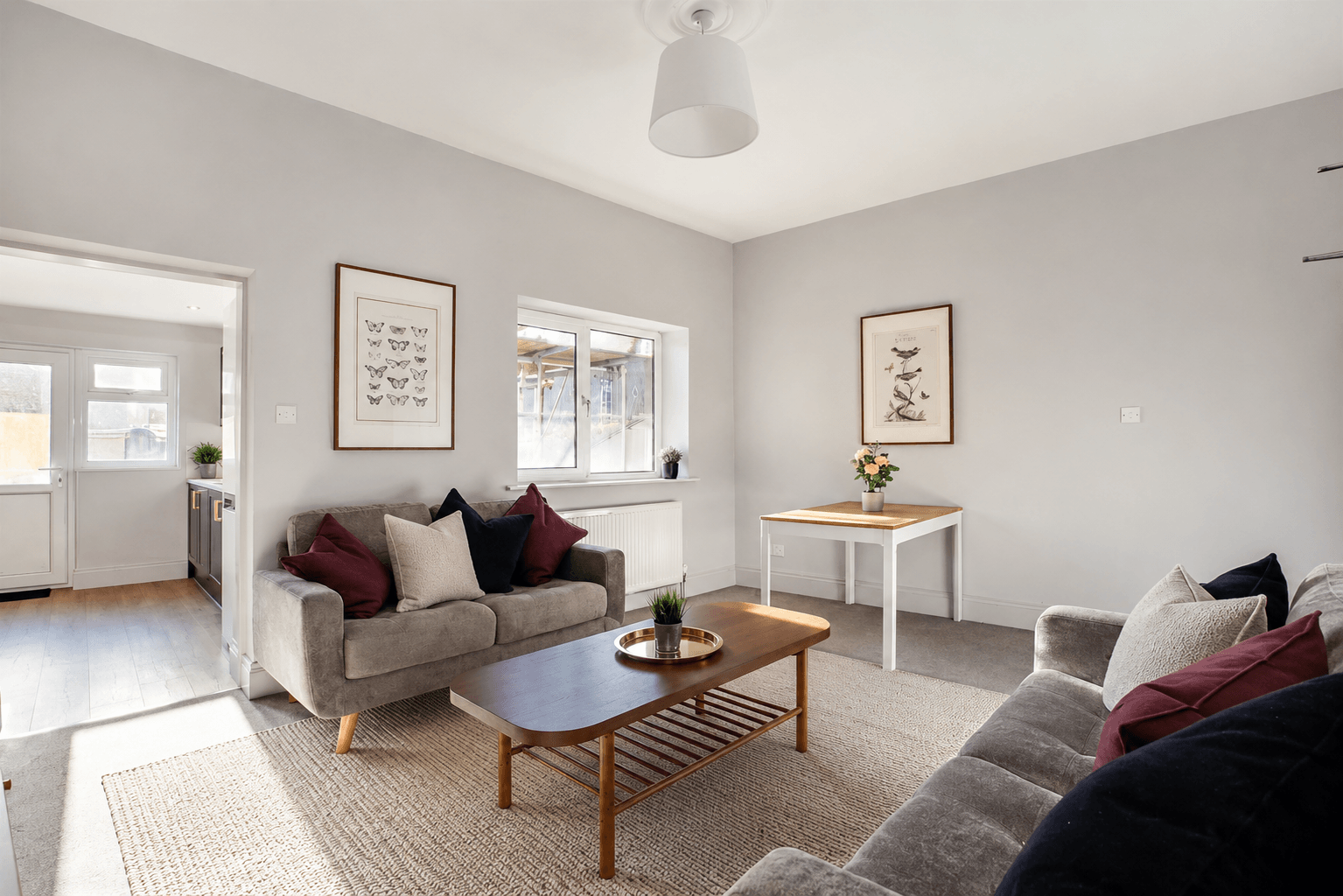 Room Fishponds Road in Bristol