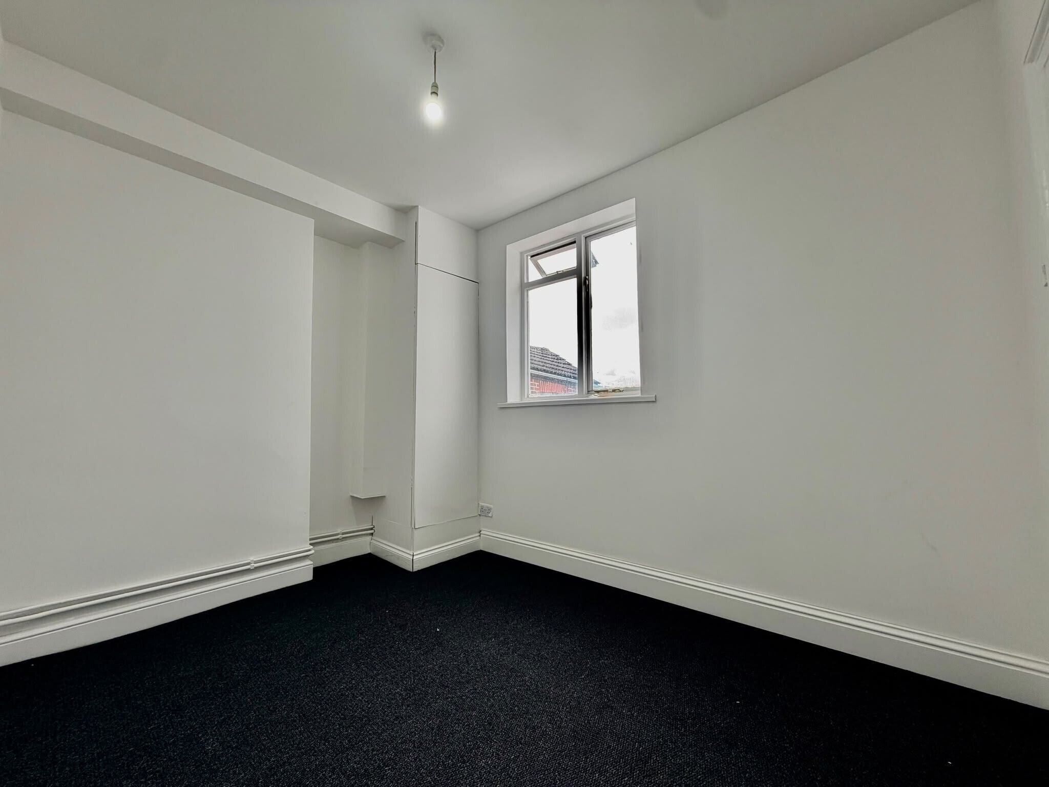 Flat Fratton Road in Portsmouth