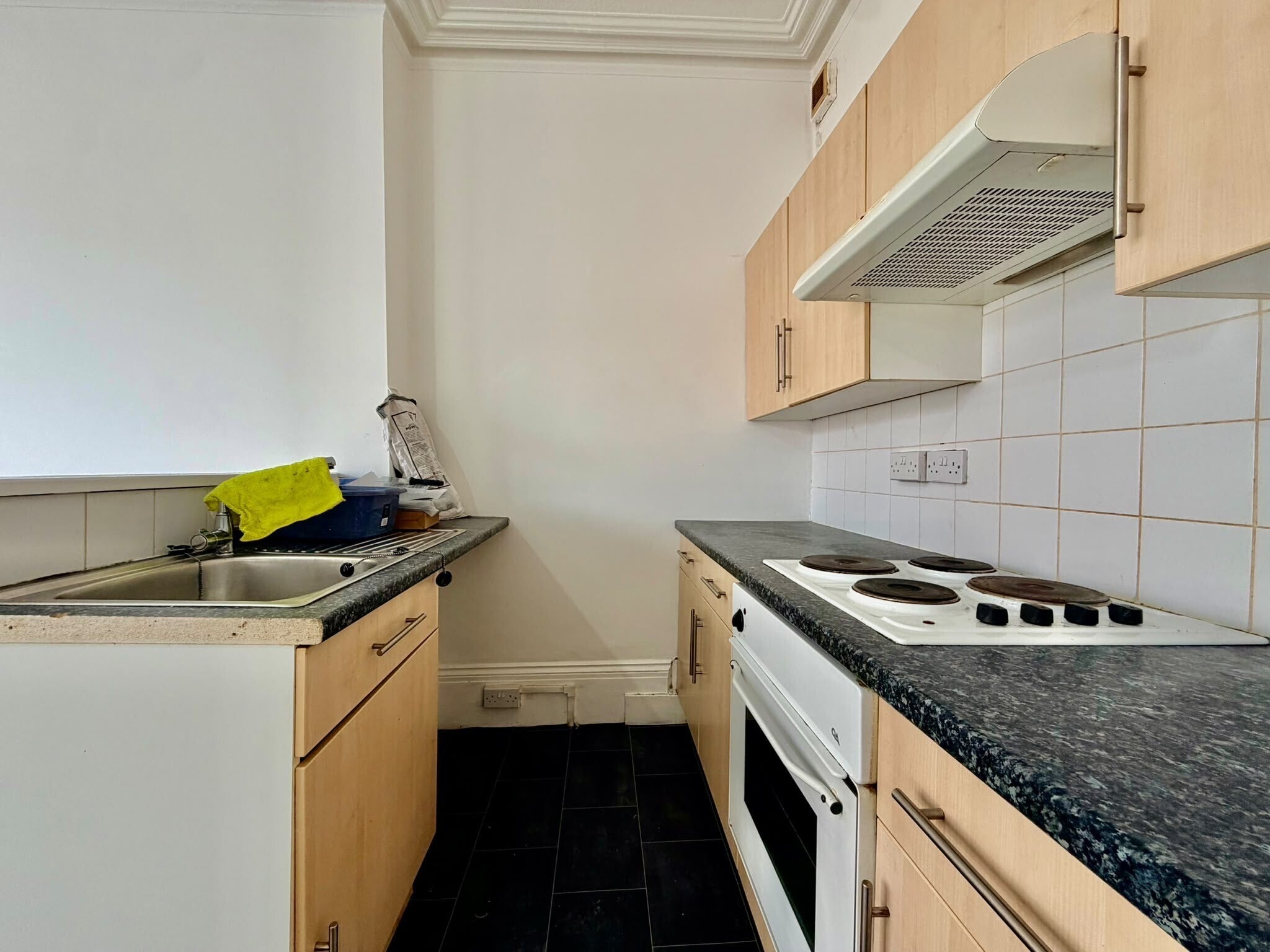 Flat Fratton Road in Portsmouth