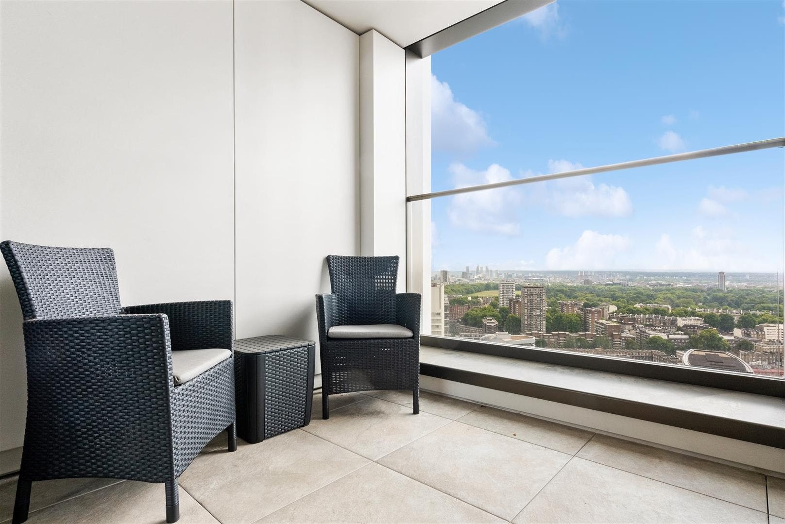 Flat Newcastle Place in City of Westminster
