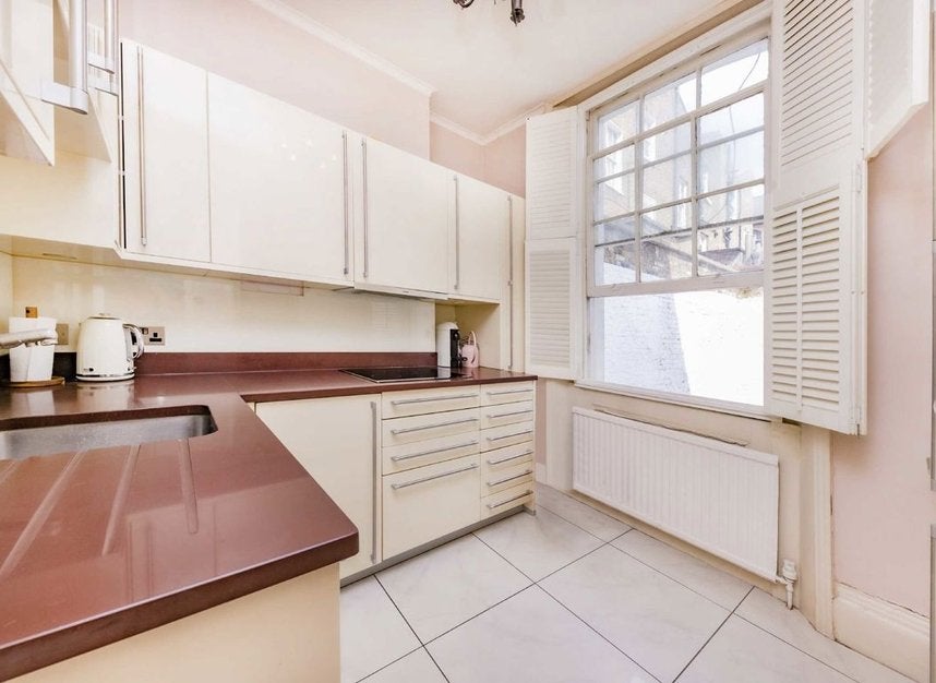 Flat Gloucester Place in City of Westminster