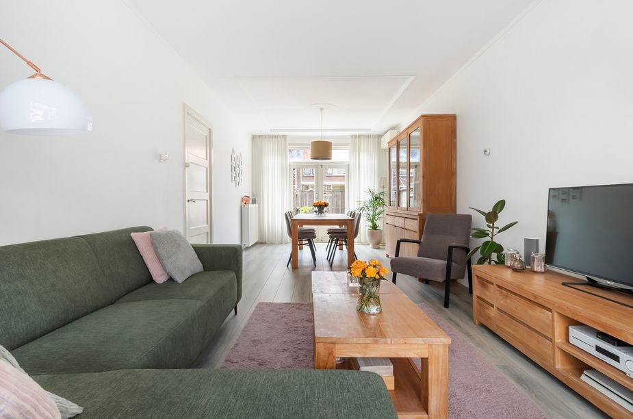 Tussenwoning te koop: Valeriusstraat 9, Dordrecht
