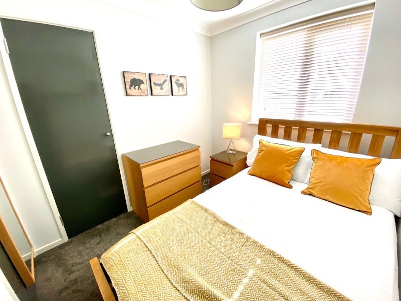 Room Weald Drive in Crawley