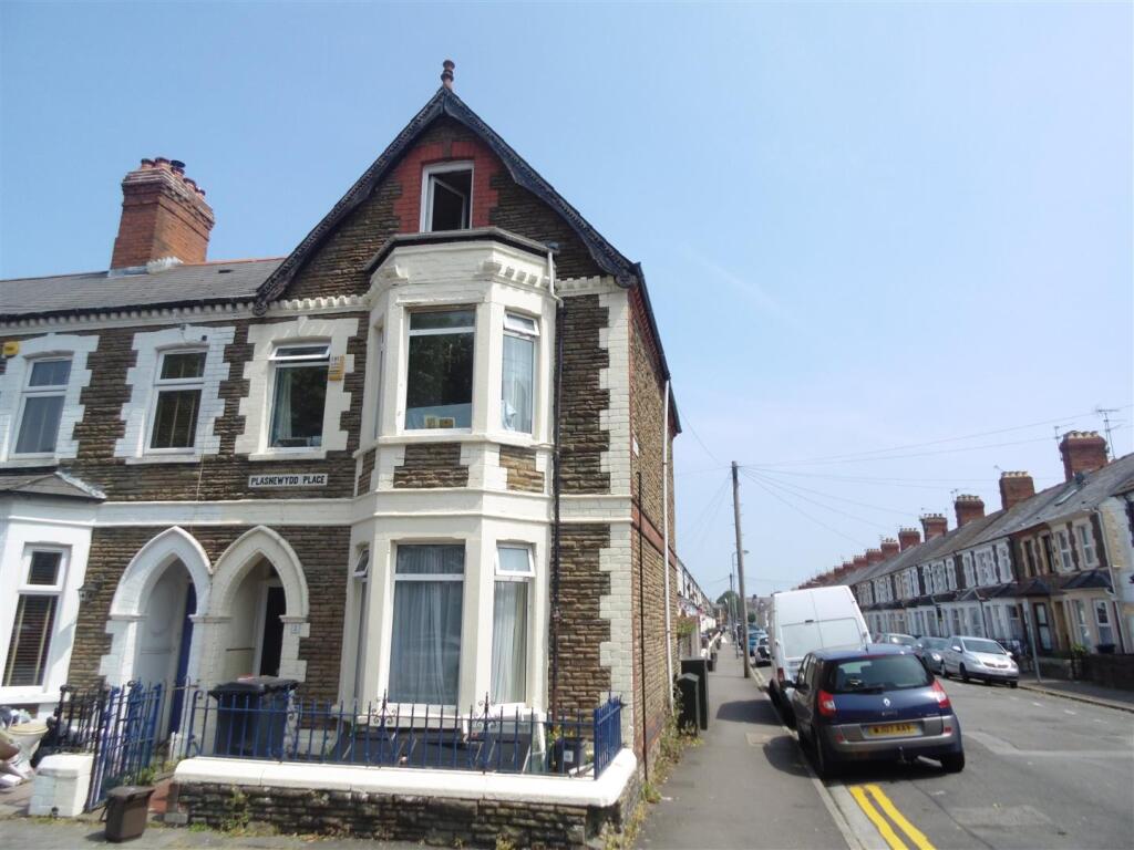 House Plasnewydd Place in Cardiff