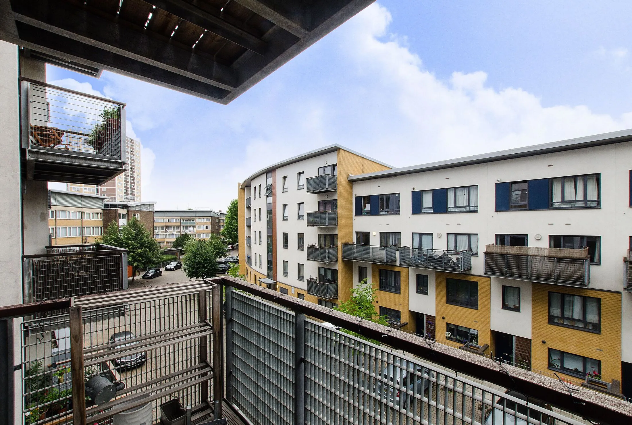 Flat Norman Road in Greater London