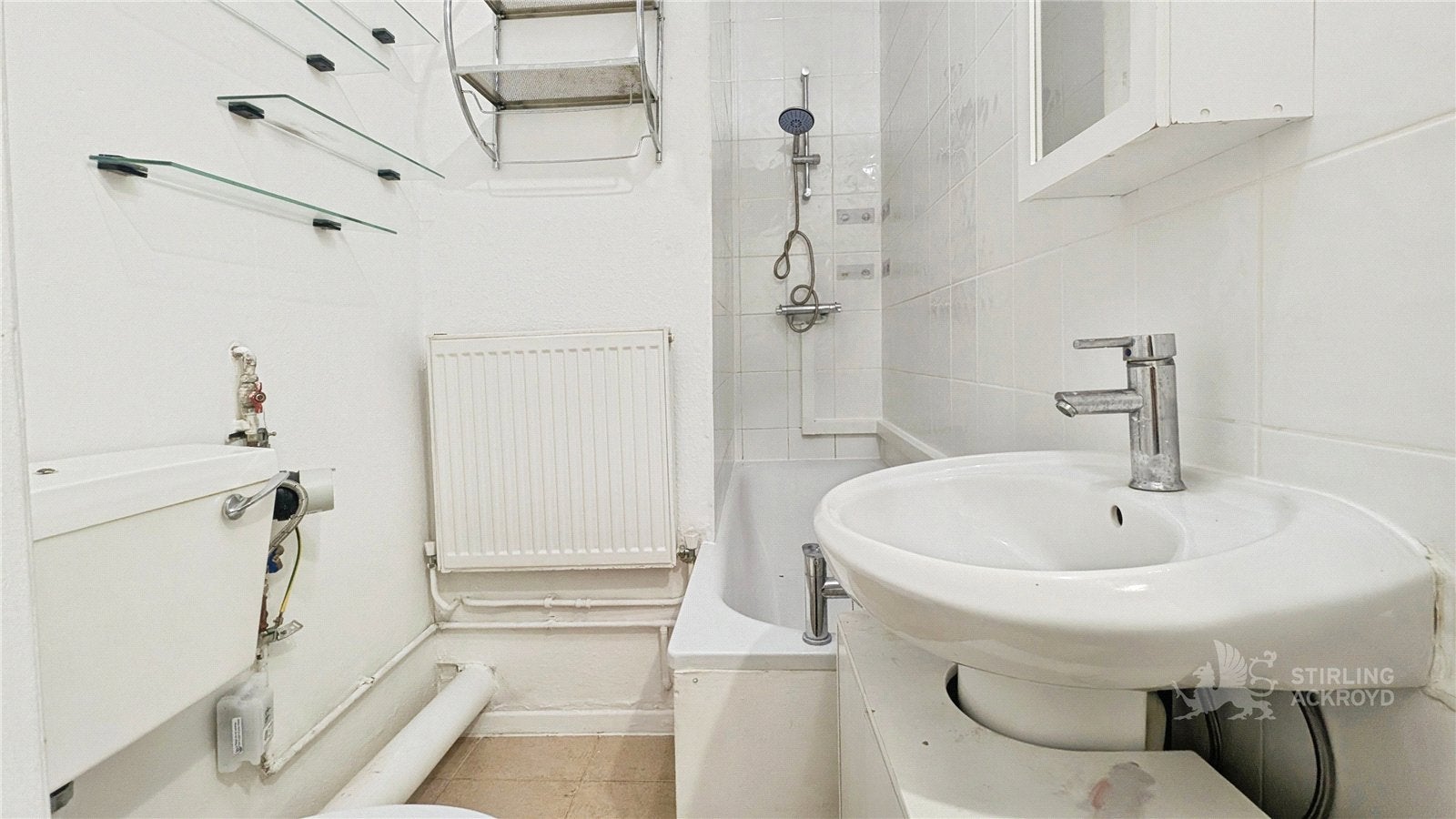 Flat Lower Addiscombe Road in Greater London