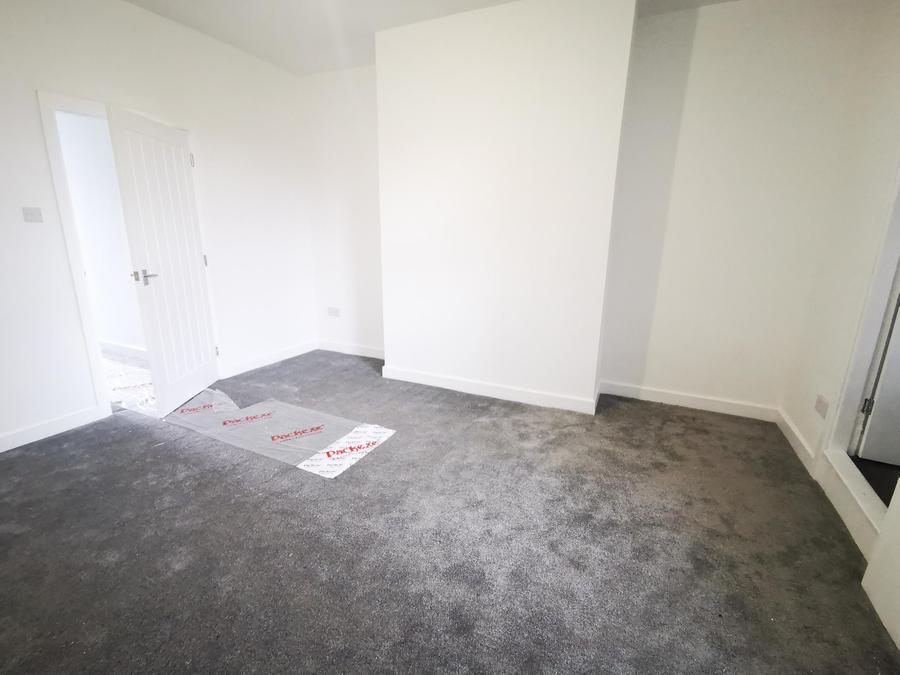 Flat Bensham Crescent in Gateshead