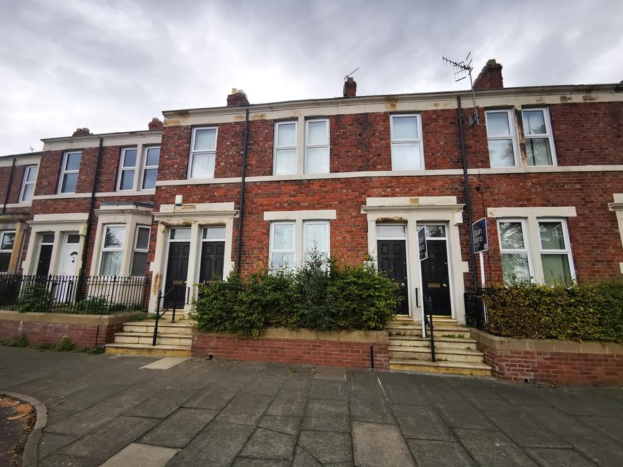 Flat Bensham Crescent in Gateshead