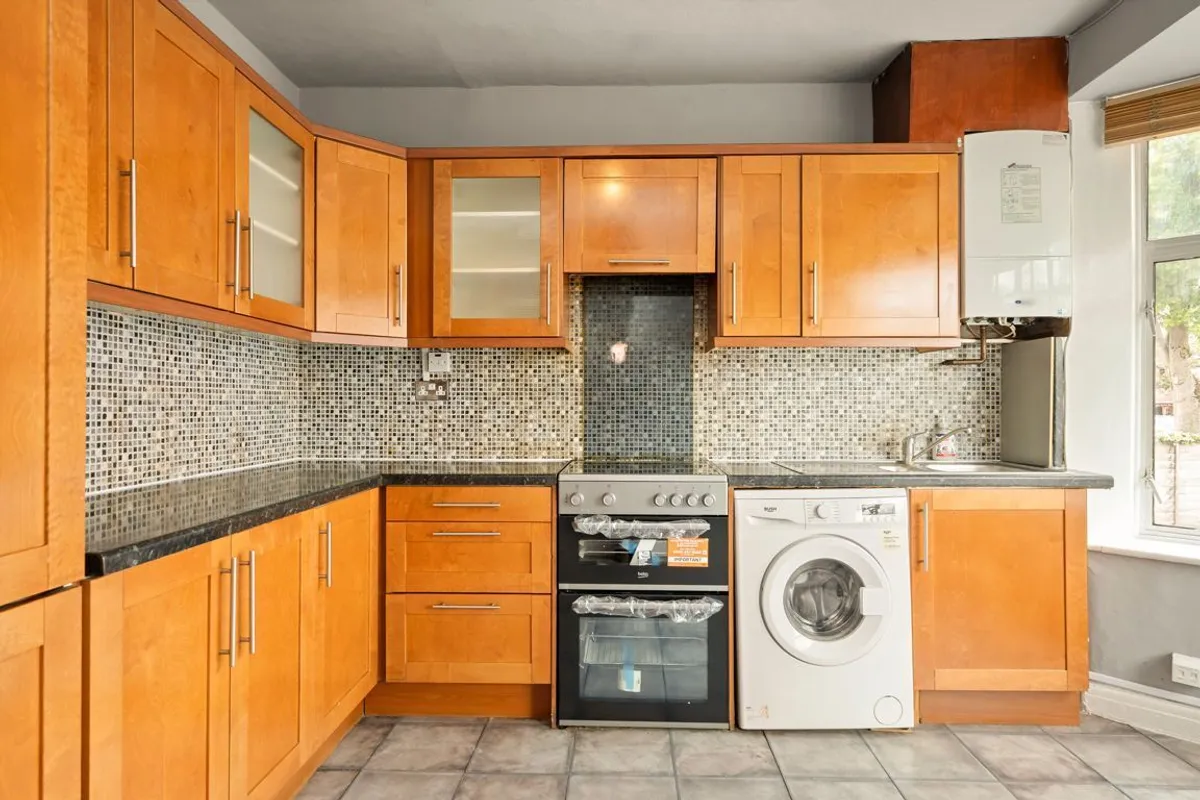House Bilton Road in Greater London