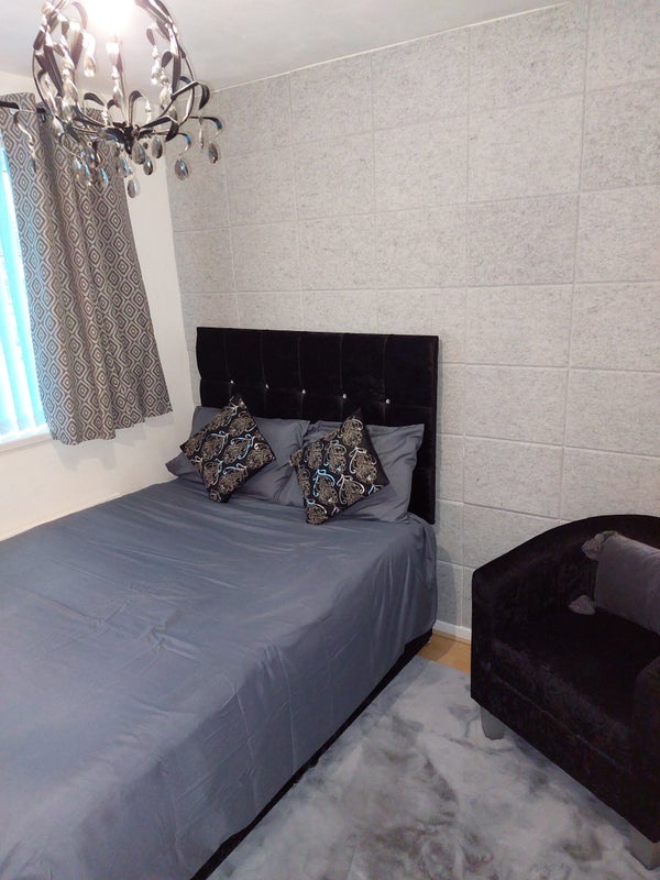 Room Wavell Close in Cardiff