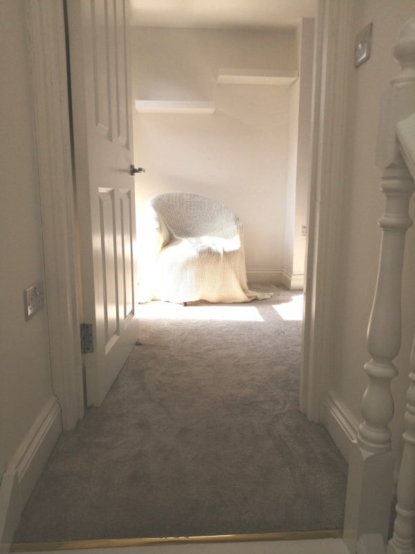 Room Salop Road in Greater London