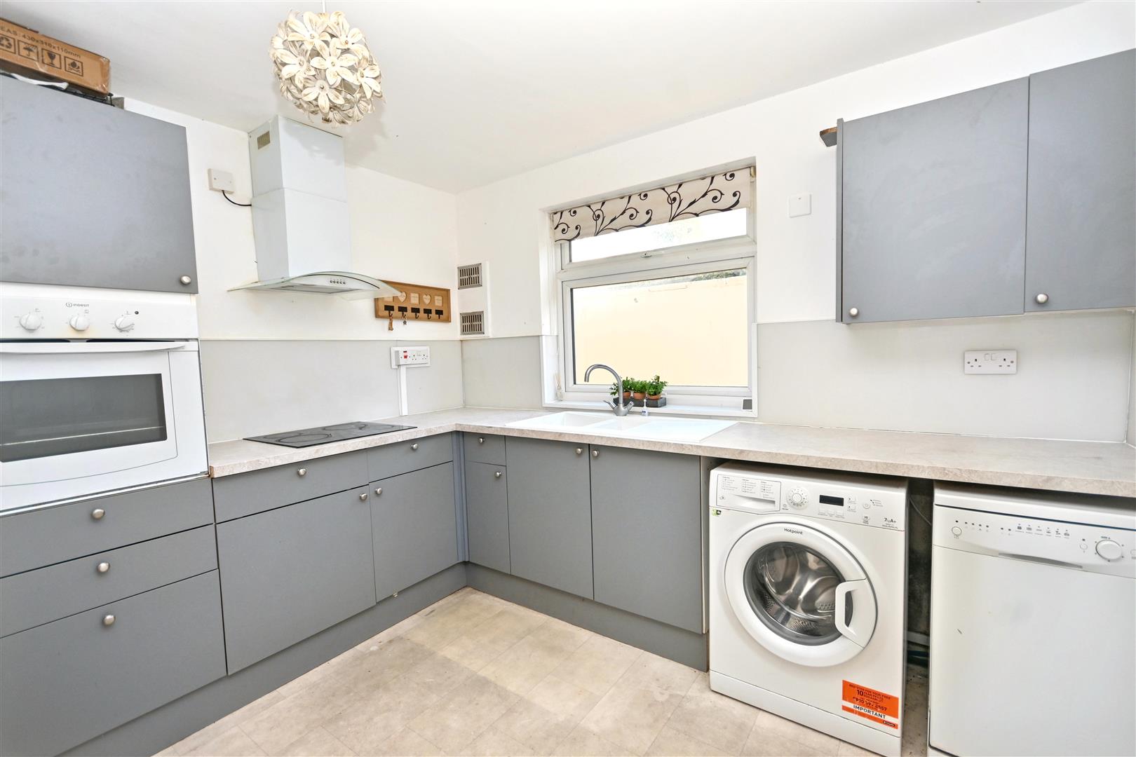 Flat Devonshire Place in Eastbourne