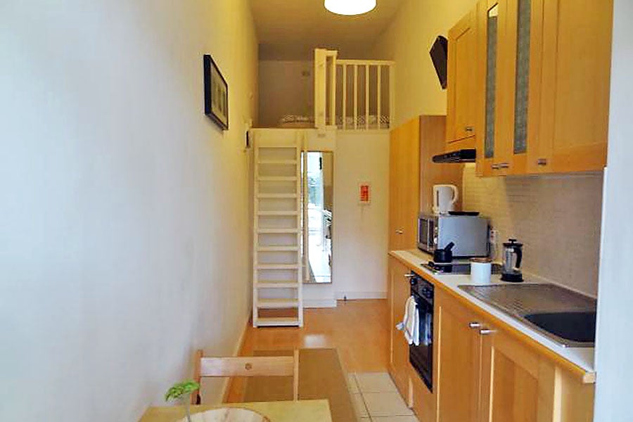 Flat Penywern Road in Greater London