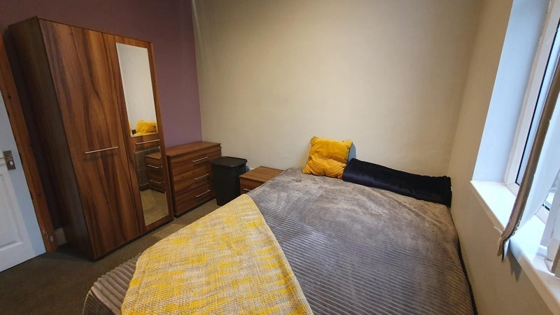 Room Wesley Street in Failsworth