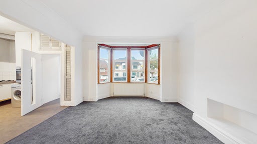 Flat Vivian Avenue in Greater London
