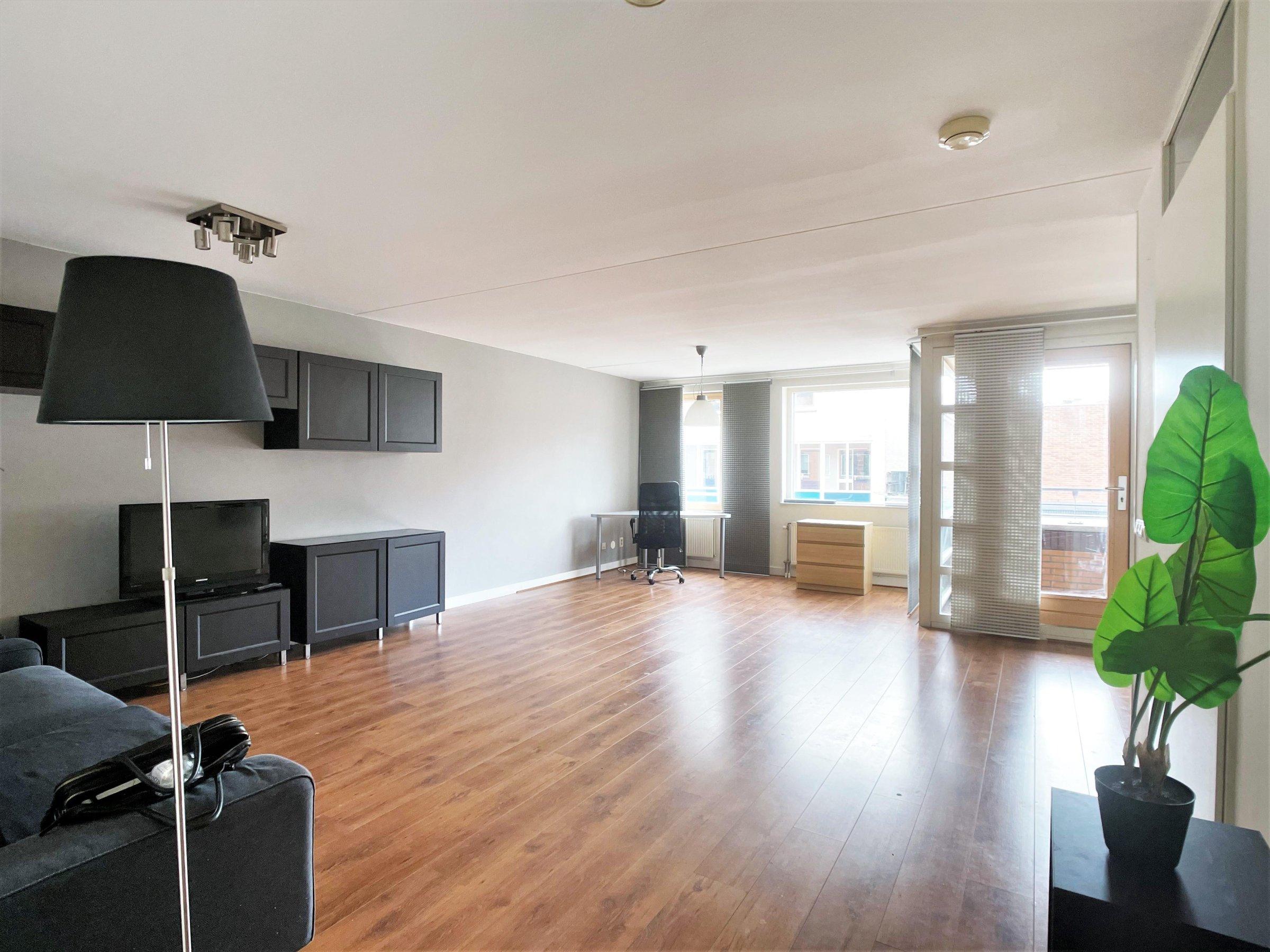 Woning te huur: Brinkweg, Hilversum